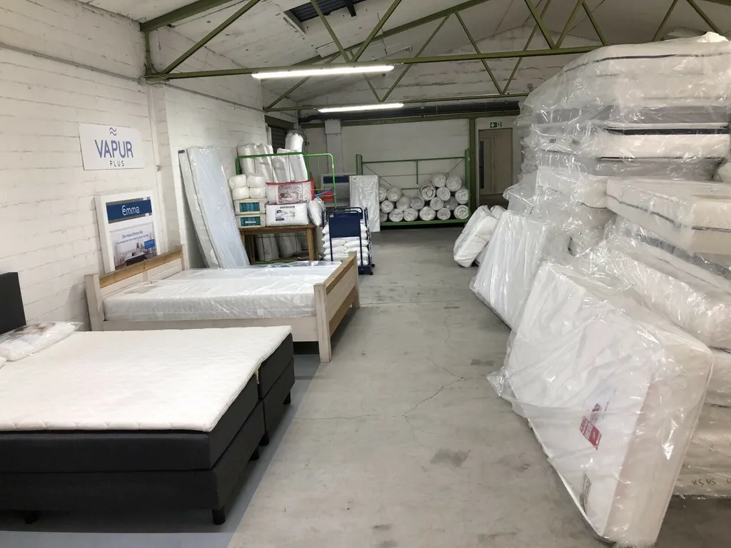 Matratzen im Lager des Matratzen Outlet Lintfort